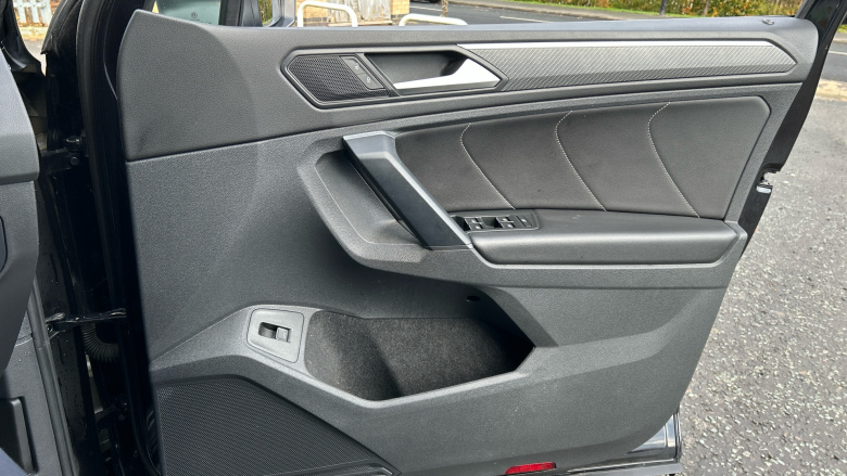 Volkswagen Tiguan 1.5 TSI 150 R-Line 5dr DSG Petrol Estate